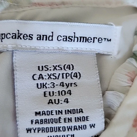 Cupcakes & Cashmere Set with Cream and Pink Accents. Size 3-4 Years. - Picture 2 of 4